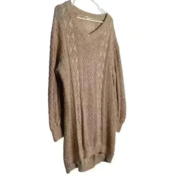 Back Beat Co. Fisherman Rose Gold
Metallic thread cotton Sweater Dress Size ML - Picture 4 of 12